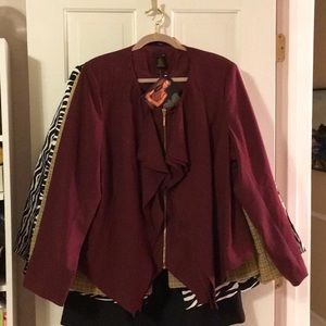 NWT,IMAN ZIPPERED RUFFLES CREPE CROPPED BLAZER.SIZE 2X,Princess seams everywhere